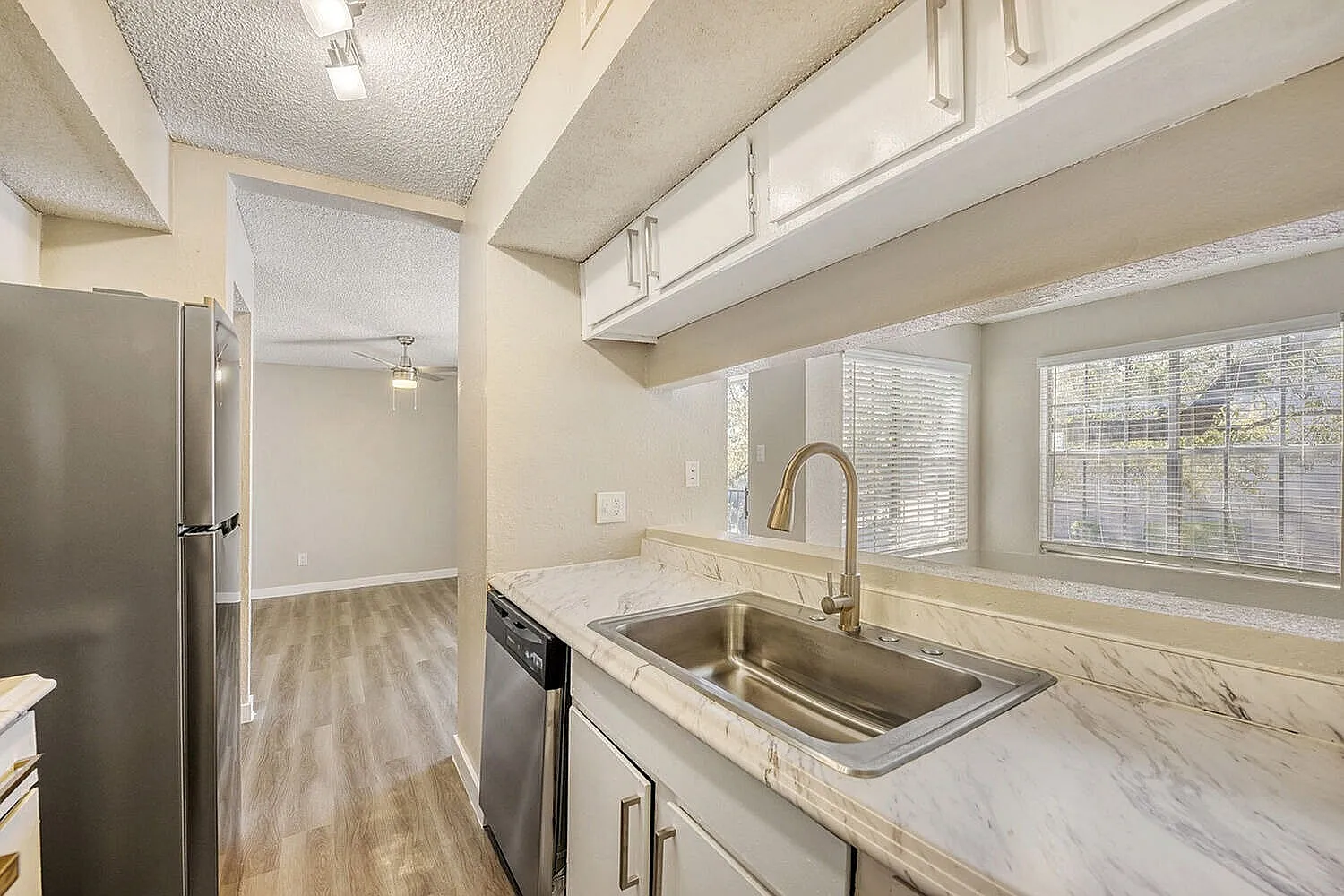 Rise Apollo Heights — Photo 3