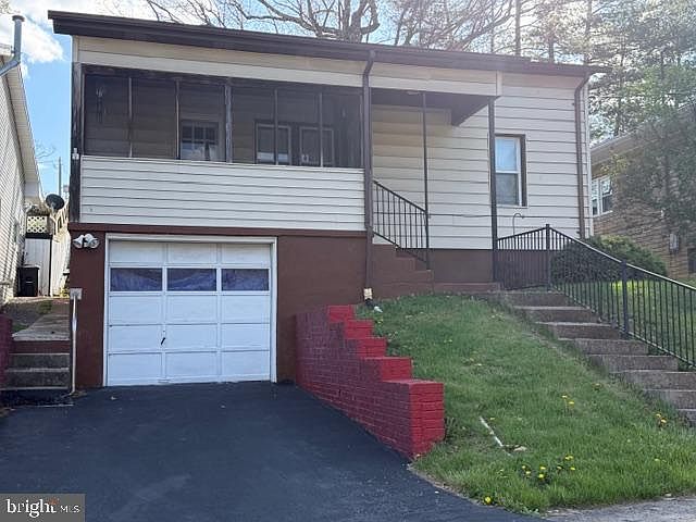 1st image of 12105 Dandelion Ave