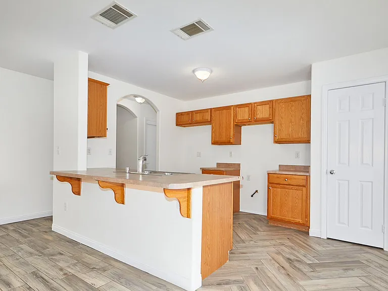 25029 Avenida Laredo — Photo 5