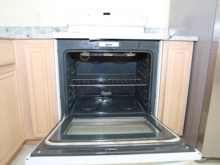 7305 Maplewood Dr — Photo 35