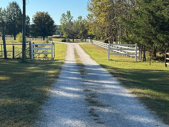 4th image of 167B Road 1350 Doe Run Rd