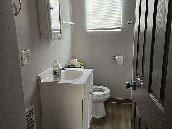 2nd image of 60 N Waverly St