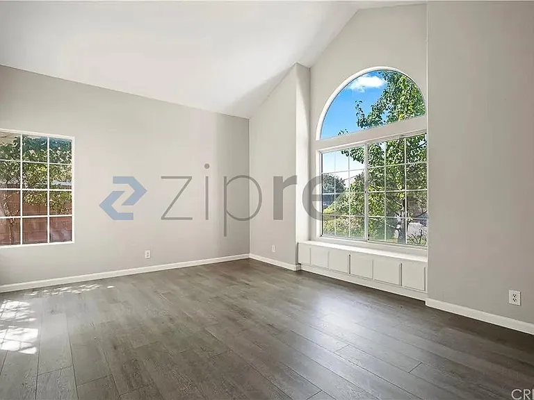 1802 Bradcliff Way — Photo 31