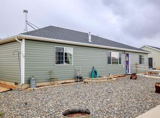 1142 E Madison St, Powell, WY 82435