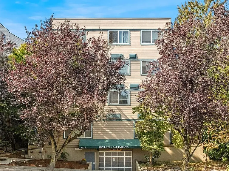 3210 SW Avalon Way — Photo 12