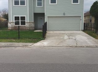 8943 Silver Bow Dr, San Antonio, TX 78242