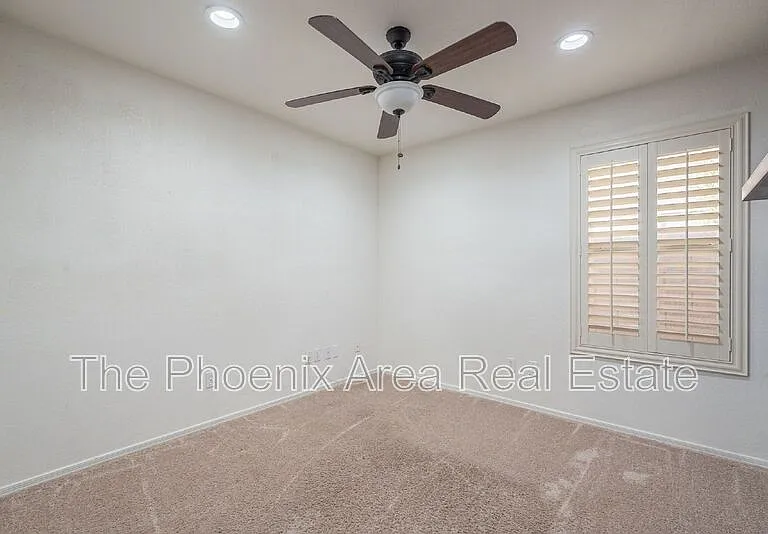 1125 W Macaw Dr — Photo 23