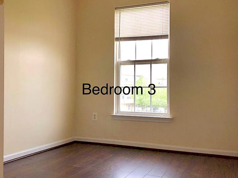 549 Eisenhower Dr — Photo 7