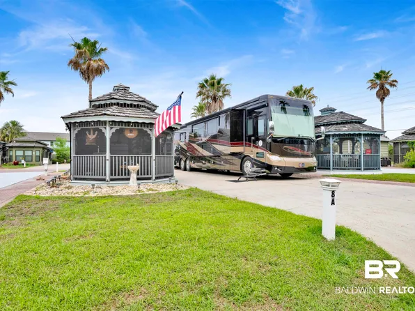 4650 Griffith Marina Rd #8A, Orange Beach, AL 36561