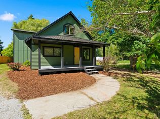 407 W 3rd Ave, Kootenai, ID 83840