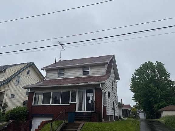2nd image of 2615 10th St SW