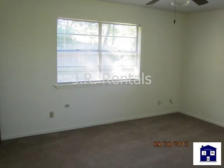 632 Manning Dr — Photo 6