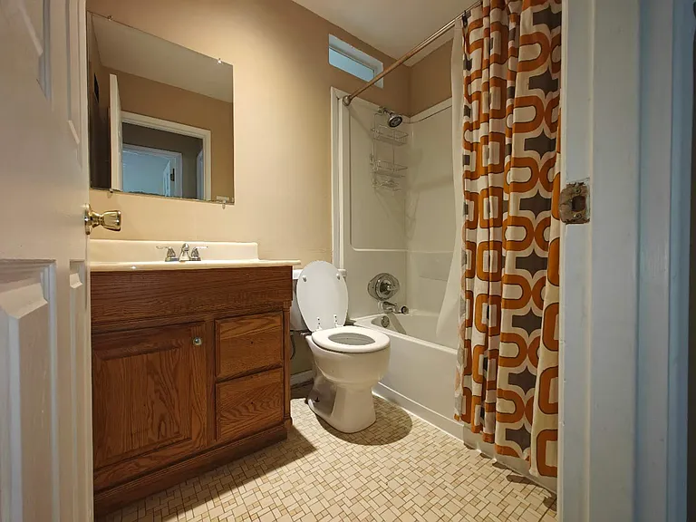 1355 Burning Tree Dr — Photo 5