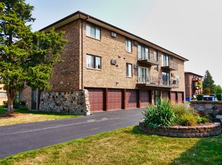 10411 Mason Ave APT 2, Oak Lawn, IL 60453