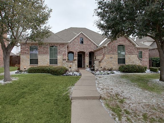 2nd image of 2616 Fairfield Dr