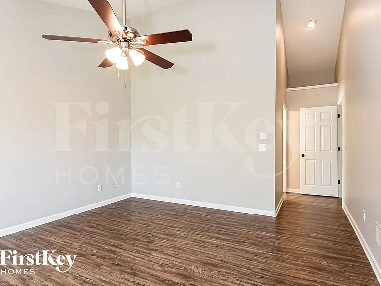 42 Kades Cove Dr — Photo 9