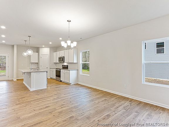 4th image of 5220 Tyndall Dr