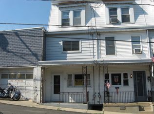 422 Lewis St, Minersville, PA 17954