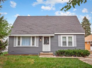 407 N Walnut Ave, Wood Dale, IL 60191