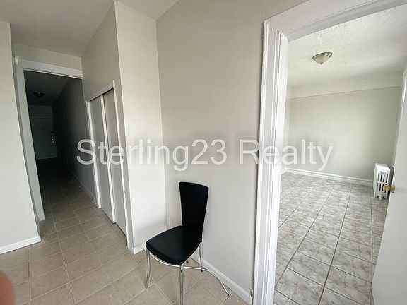 4th image of 32-55 Steinway St #4F