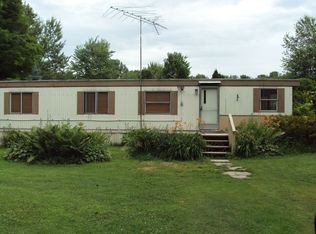 1716 Homestead Dr, Jamestown, PA 16134