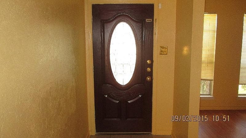 Entrance to Living Room