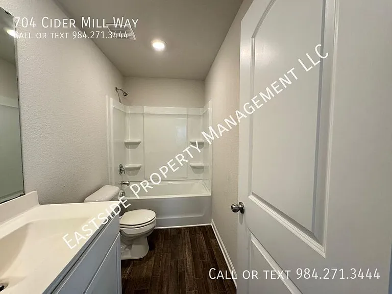 704 Cider Mill Way — Photo 9
