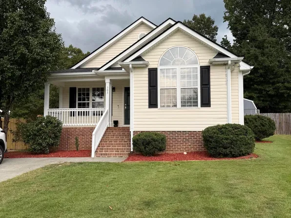 303 Gallop Ct, Stem, NC 27581