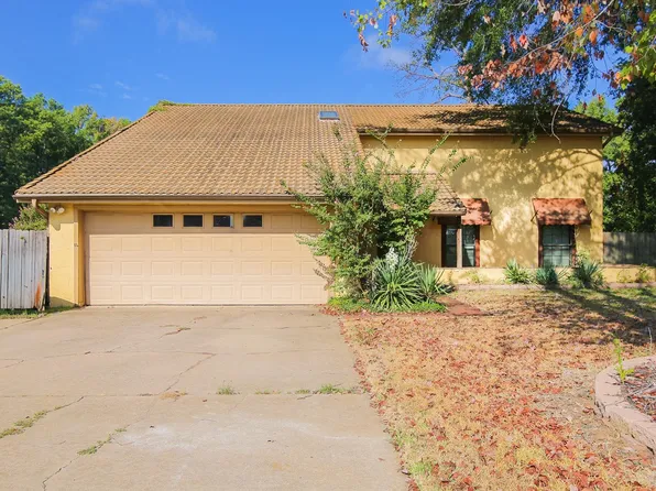 4 Misty Glen Ct, Longview, TX 75604