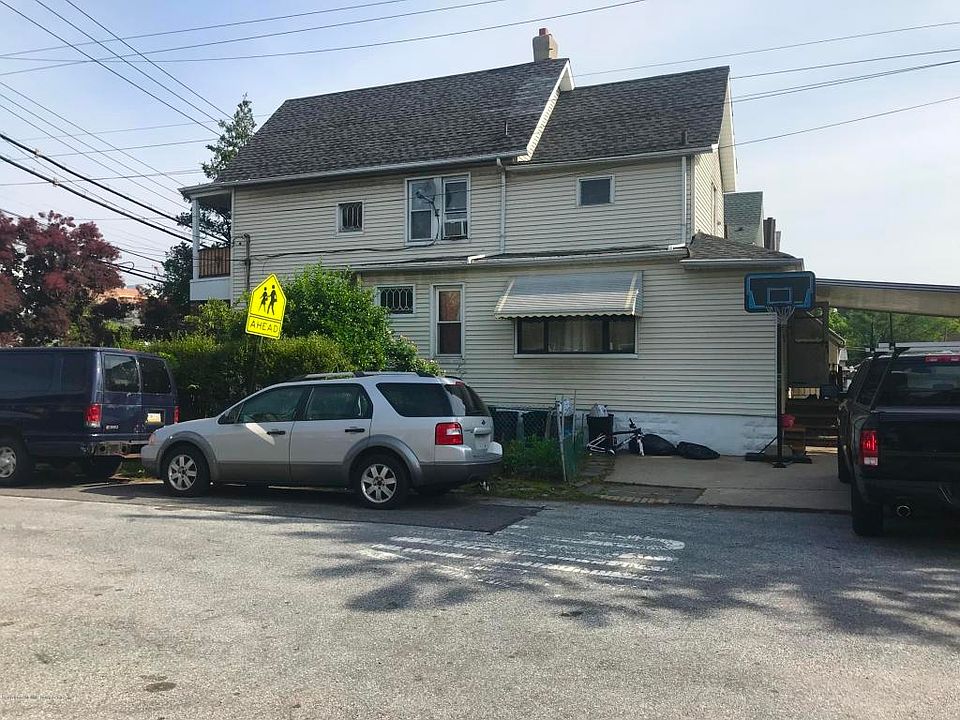 2nd image of 259 Nicholas Ave