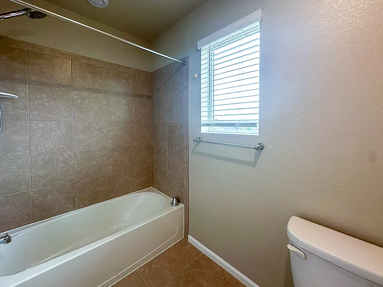 17440 Springfield Dr — Photo 44