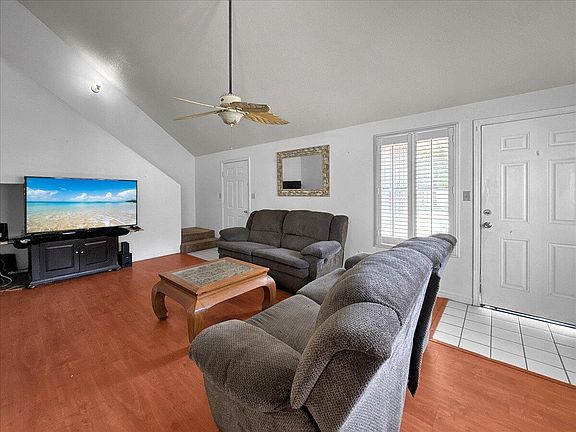5th image of 816 Roy Street UNIT A