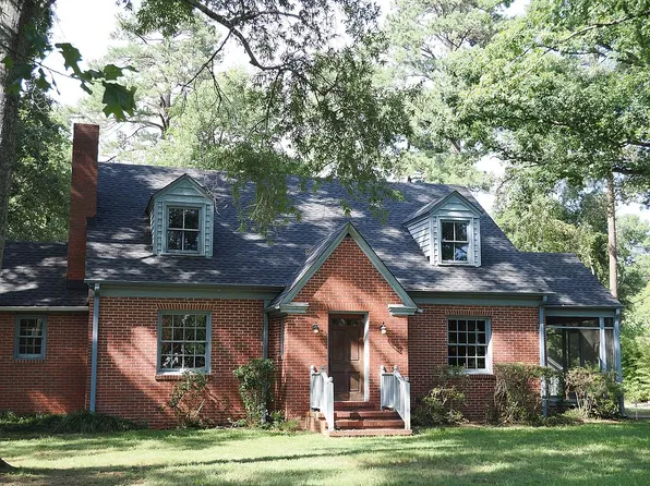 710 W Main St, Carrboro, NC 27510