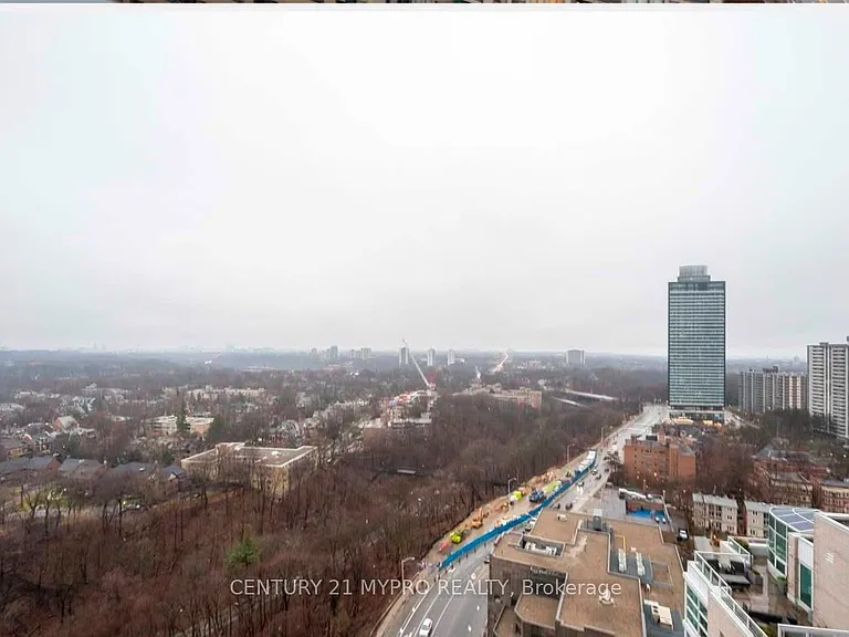 395 Bloor St E #2008 — Photo 13