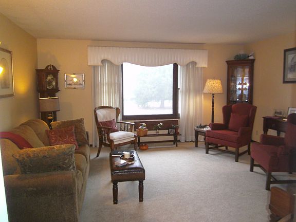 2nd image of 2282 N Hilltop Dr