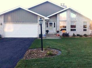 2809 Lancelot Ln, Dyer, IN 46311