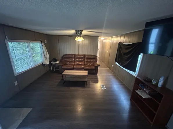 1771 Hodgenville Rd, Elizabethtown, KY 42701