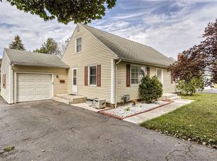 376 Rumson Rd, Rochester, NY 14616