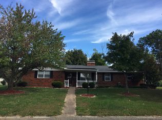 713 Mari Ln, New Athens, IL 62264