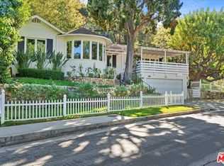 4104 Saugus Ave, Sherman Oaks, CA 91403