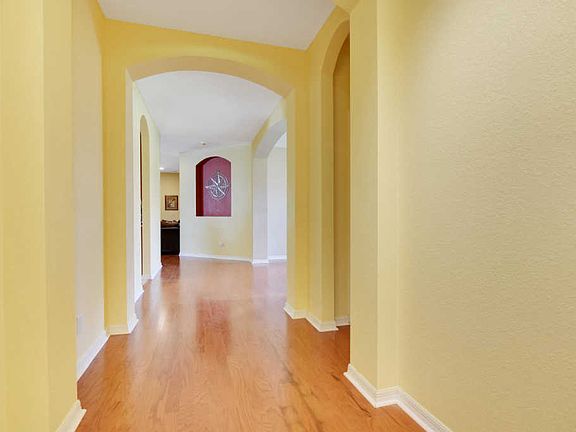 4th image of 4453 SW Gossamer Cir