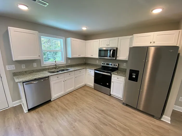 2701 Vale Ave — Photo 6