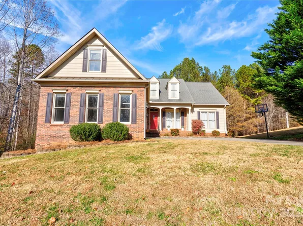 1303 Moonshadow Ln, Shelby, NC 28150