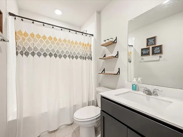 805 Fueller Dr — Photo 9