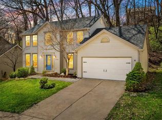 1004 Westrun Dr, Ballwin, MO 63021