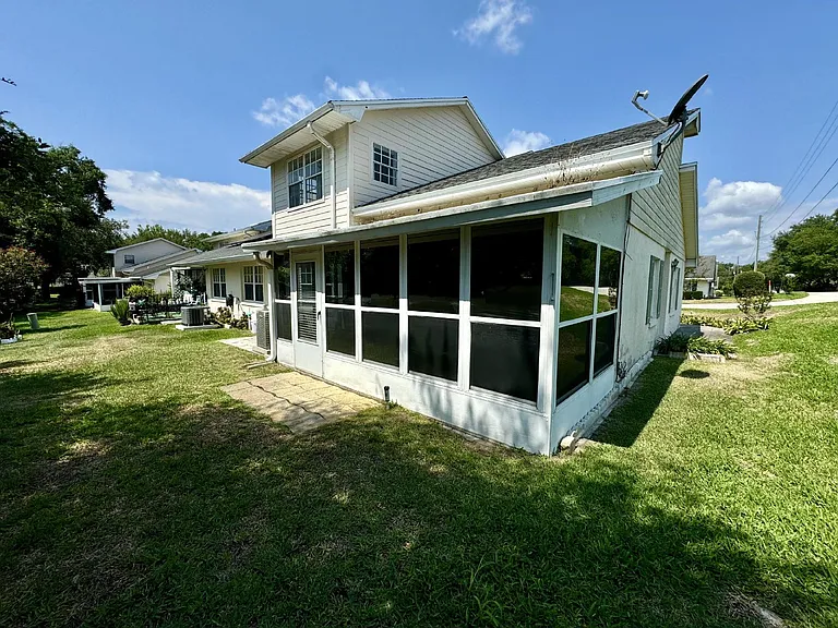 1455 Disston Ave — Photo 9