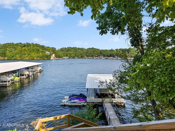 21 Jonathan Ct, Lake Ozark, MO 65049