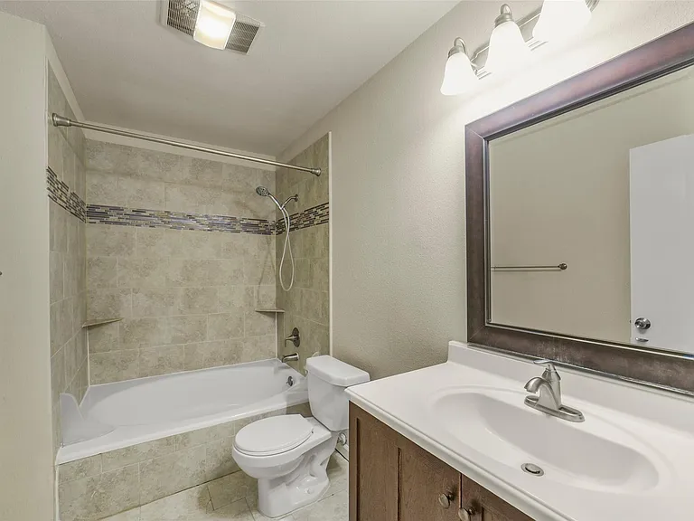 2277 S Kirkwood Rd #506 — Photo 15