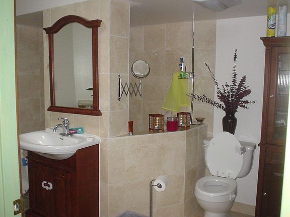Accessible bath