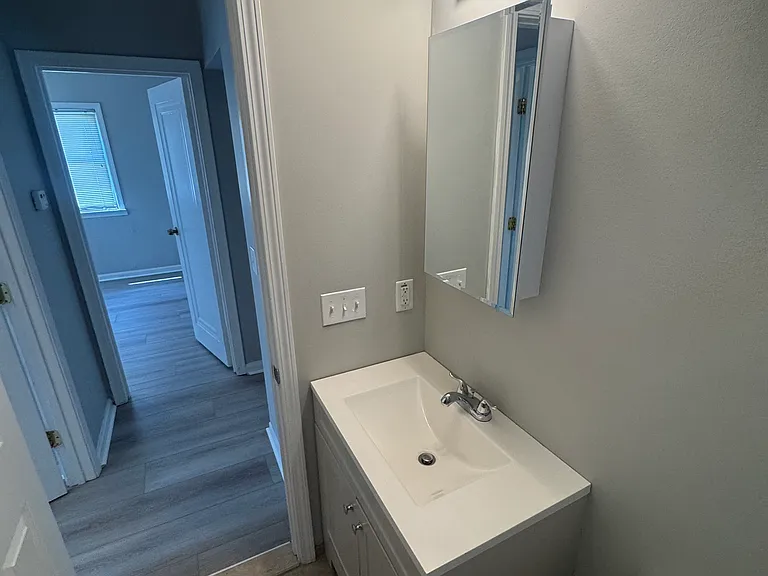 8169 Garbor Ave #HOUSE — Photo 7